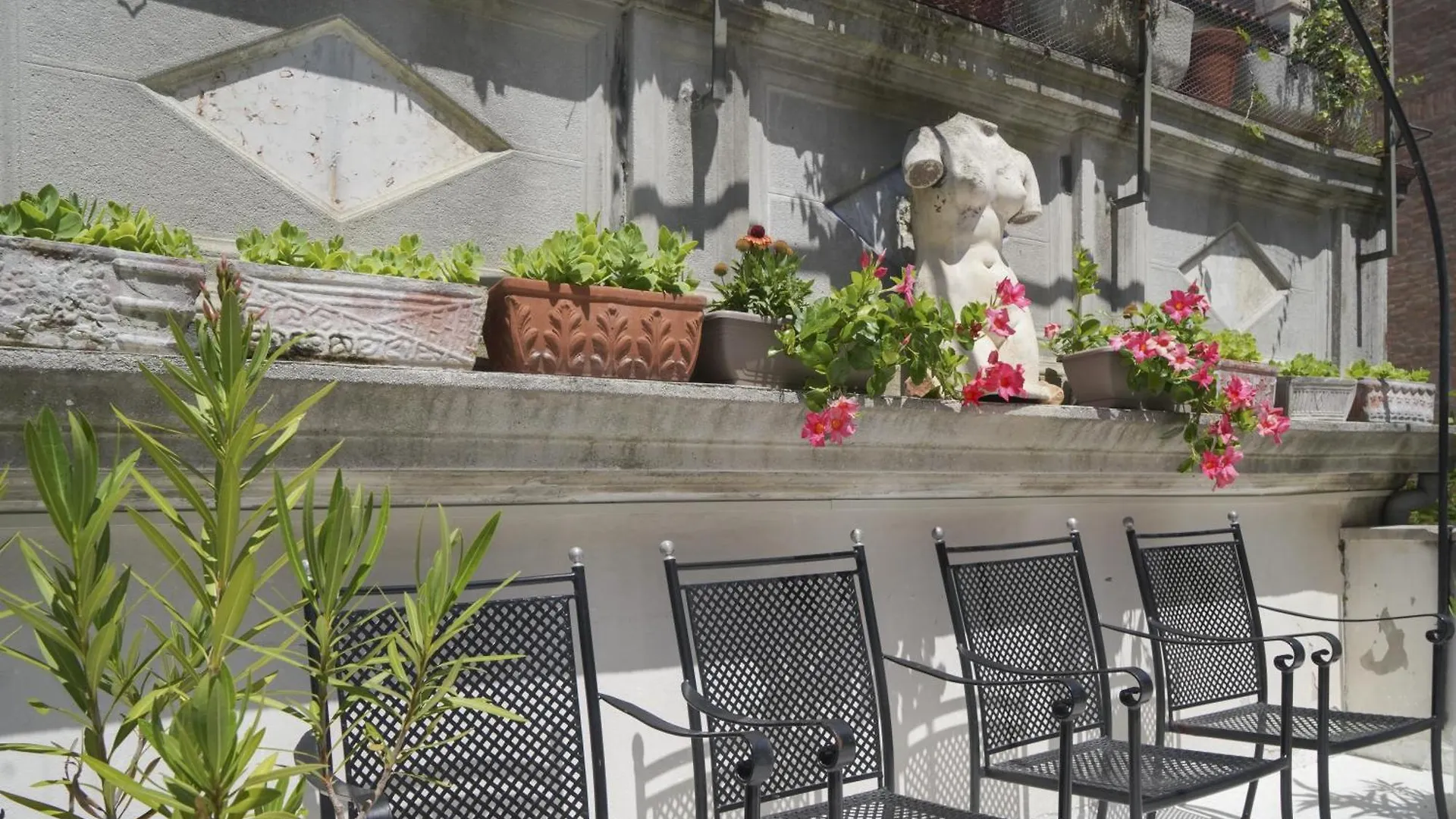 Family Apartment With Terrace Venice Historical Center